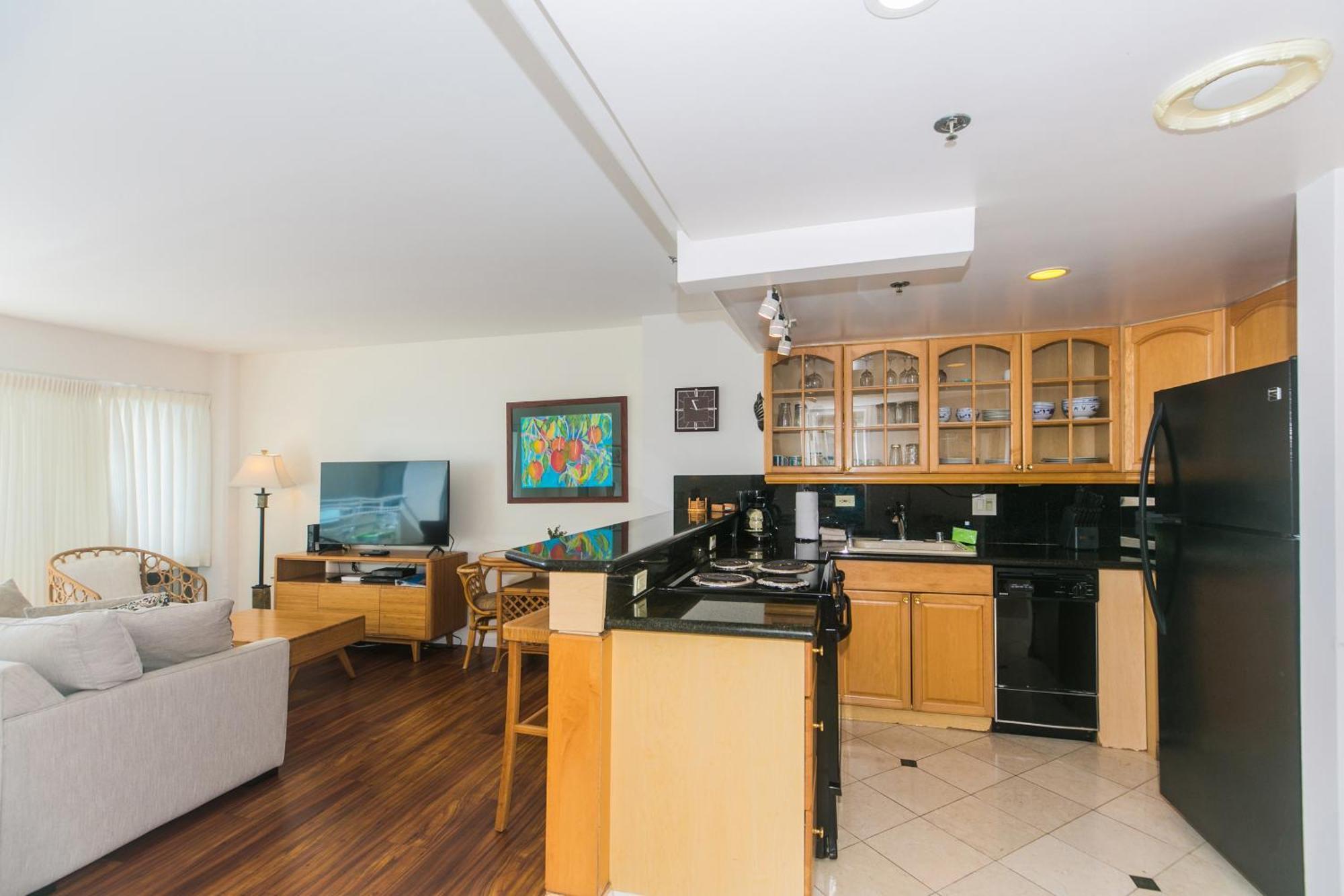 Ilikai Tower 1228 Lagoon View 1br Apartment *